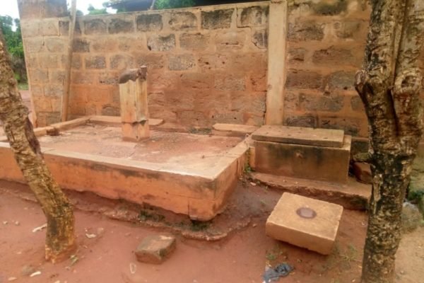 Togo : garantir un service public d'eau potable pour les plus démunis malgré la fragilité économique du service