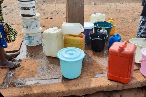 Projet Initiatives durables pour l'accès à l'eau et à l'assainissement à Ngaoundal, Cameroun (INIDEA)
