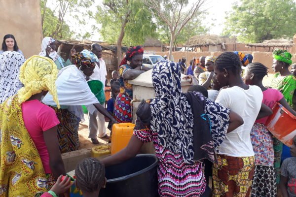 Mali : démarrage du service public de l'eau dans le village de Bangassi