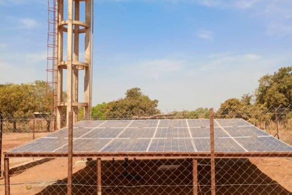 Tchad : solarisation du dispositif de pompage du service d'eau potable de Kol