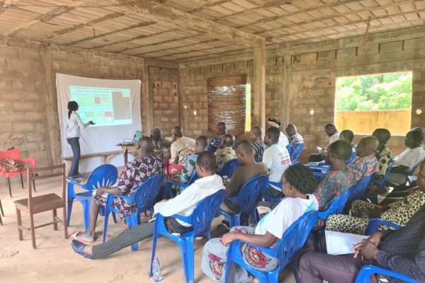 Togo : restitution du diagnostic eau et assainissement à la commune des Lacs 4